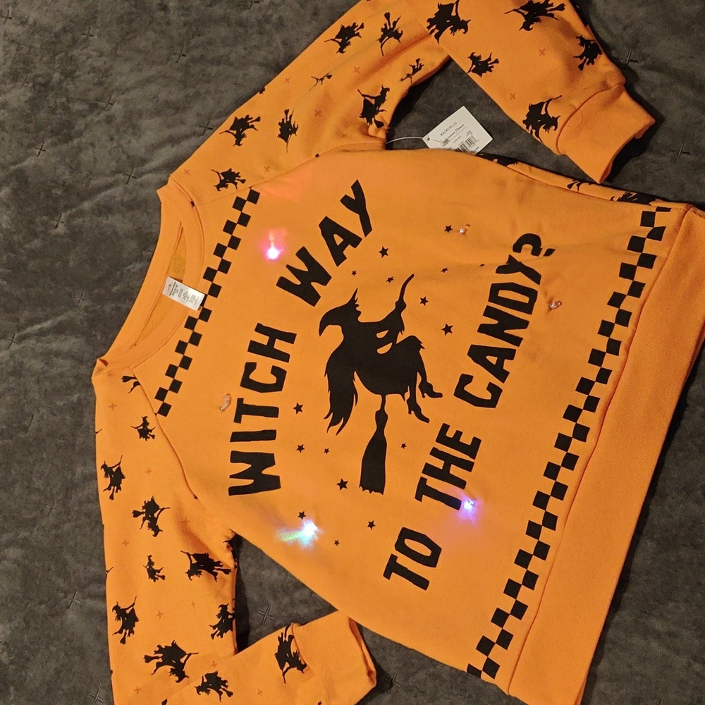 NWT Halloween sweatshirt